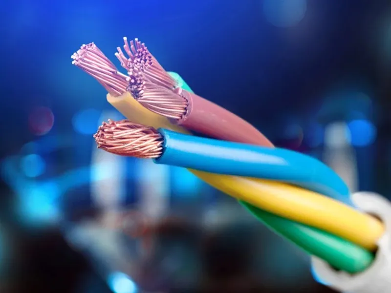 काही सामान्य विद्युत वायर वैशिष्ट्य काय आहेत?