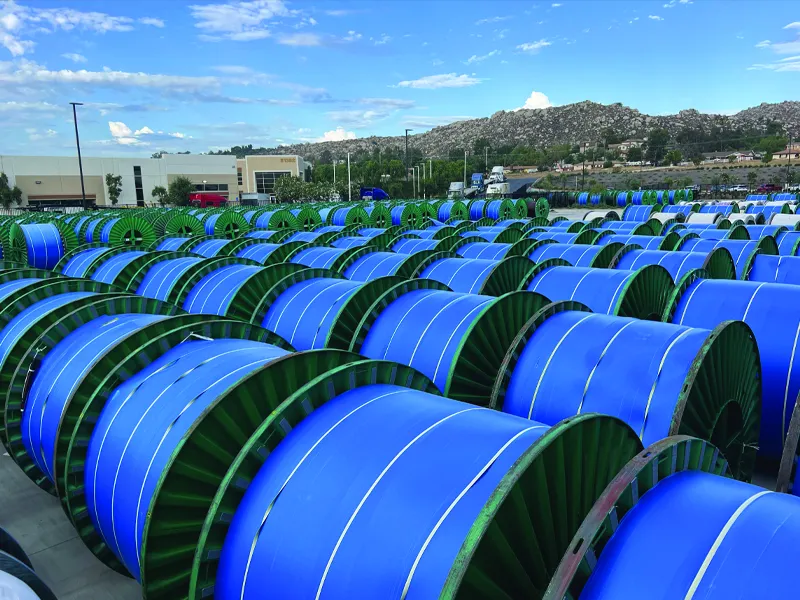 मध्यम-व्होल्टेज आणि कमी-व्होल्टेज पॉवर केबल्समधील फरक.